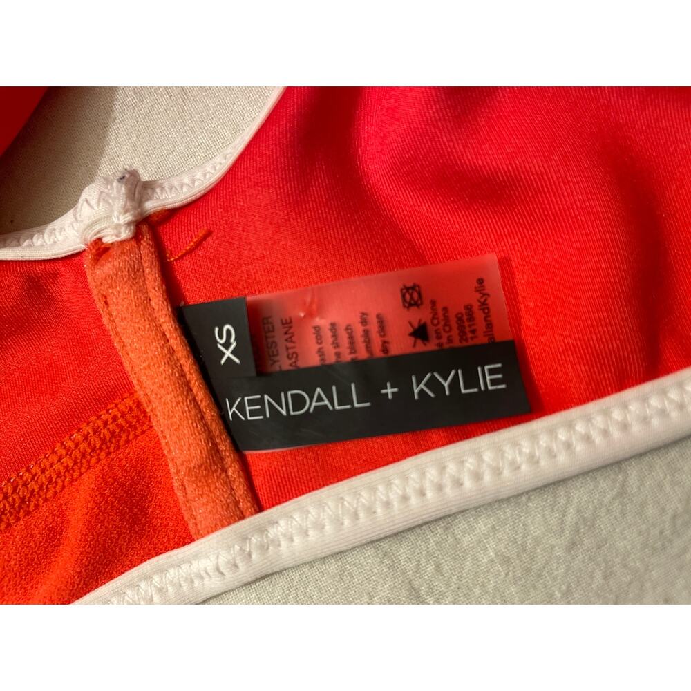 Kendall + Kylie Women's‎ Size XS Bikini Top Swim Water Outdoors - Picture 3 of 5